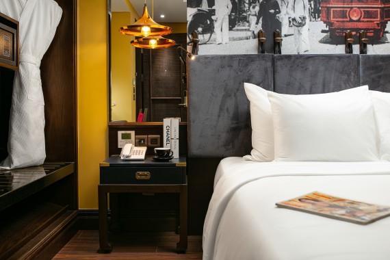 Deluxe Internal Window