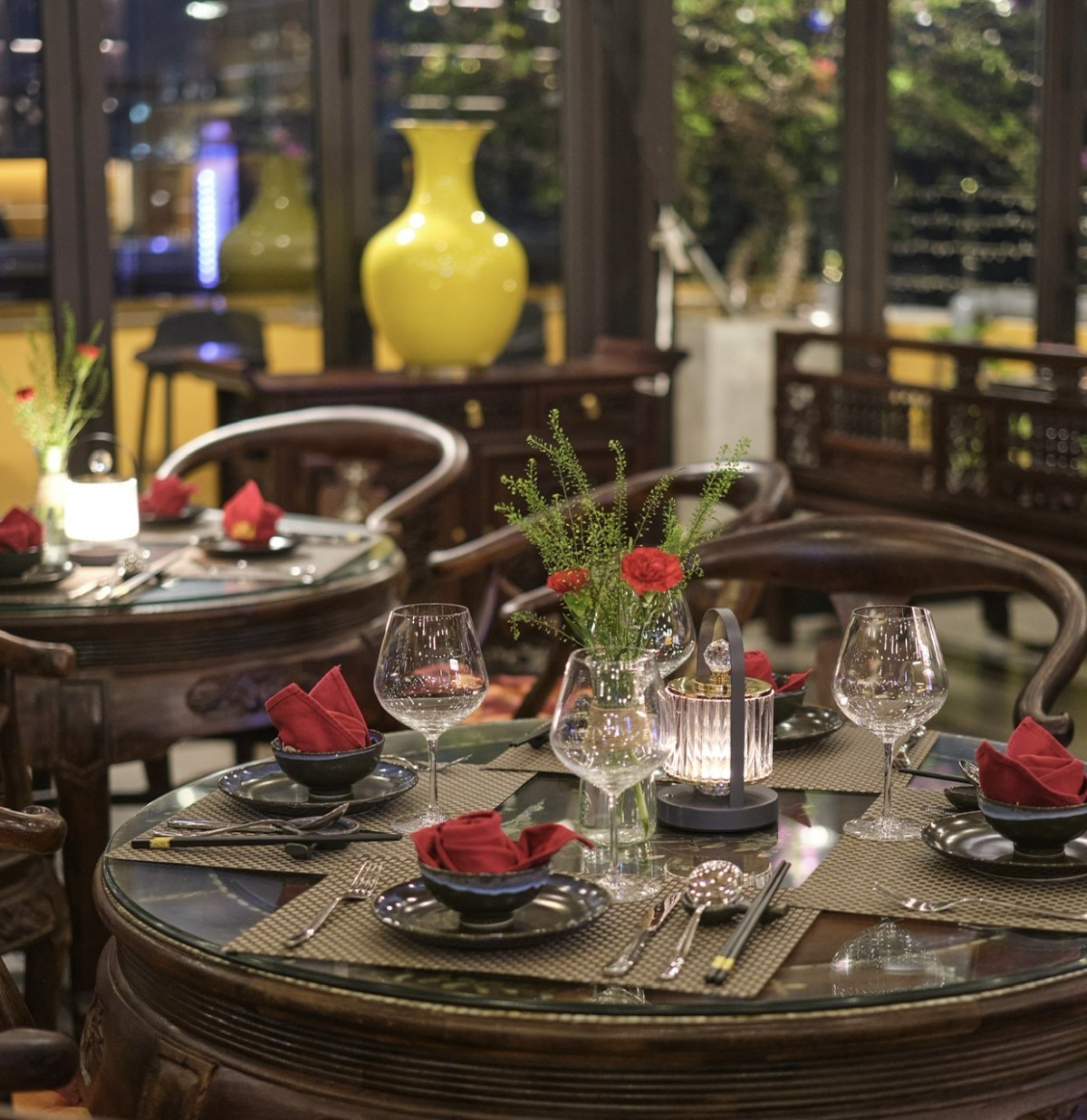 Restaurant & SkyBar