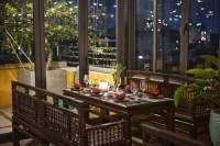Restaurant & SkyBar