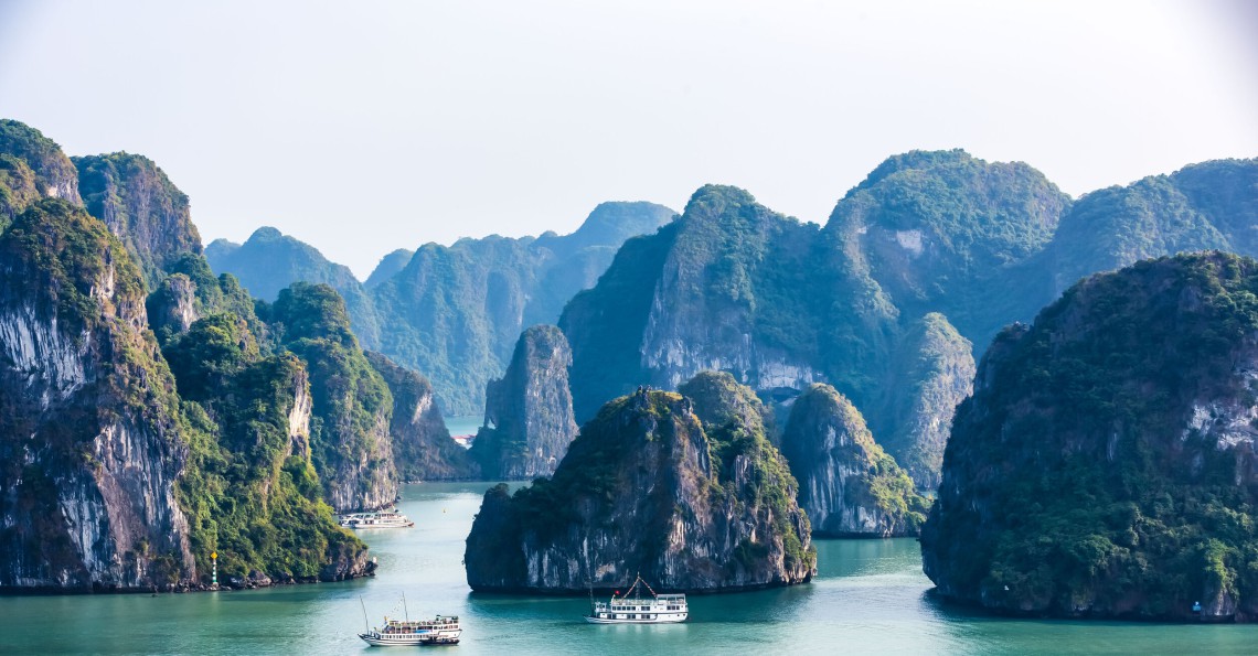 LUXURY DAY TOUR TO HALONG BAY